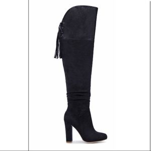 Heeled Thigh high black boots